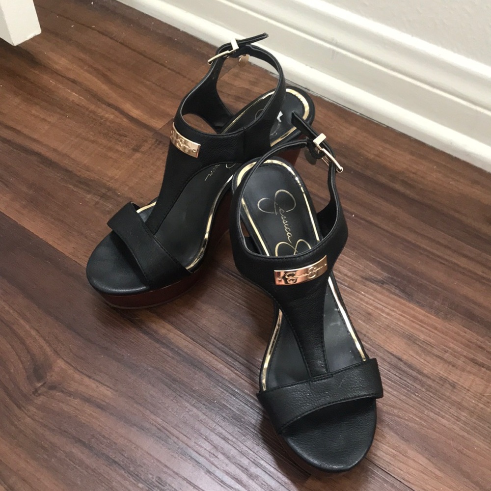 Jessica Simpson Wedges